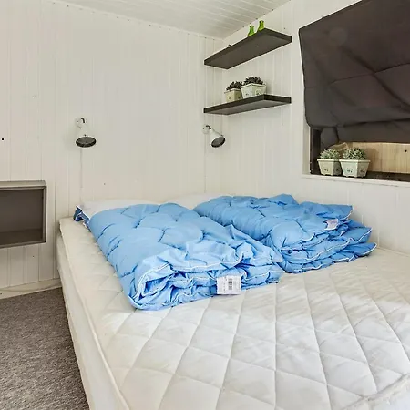 Four-bedroom Holiday In Holiday home *